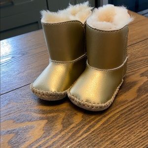 Infant Uggs metallic gold Size 0/1